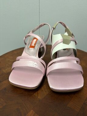 Kenneth Cole Unlisted Soft Pink Open Toe Strappy Block Heels Size 7.5